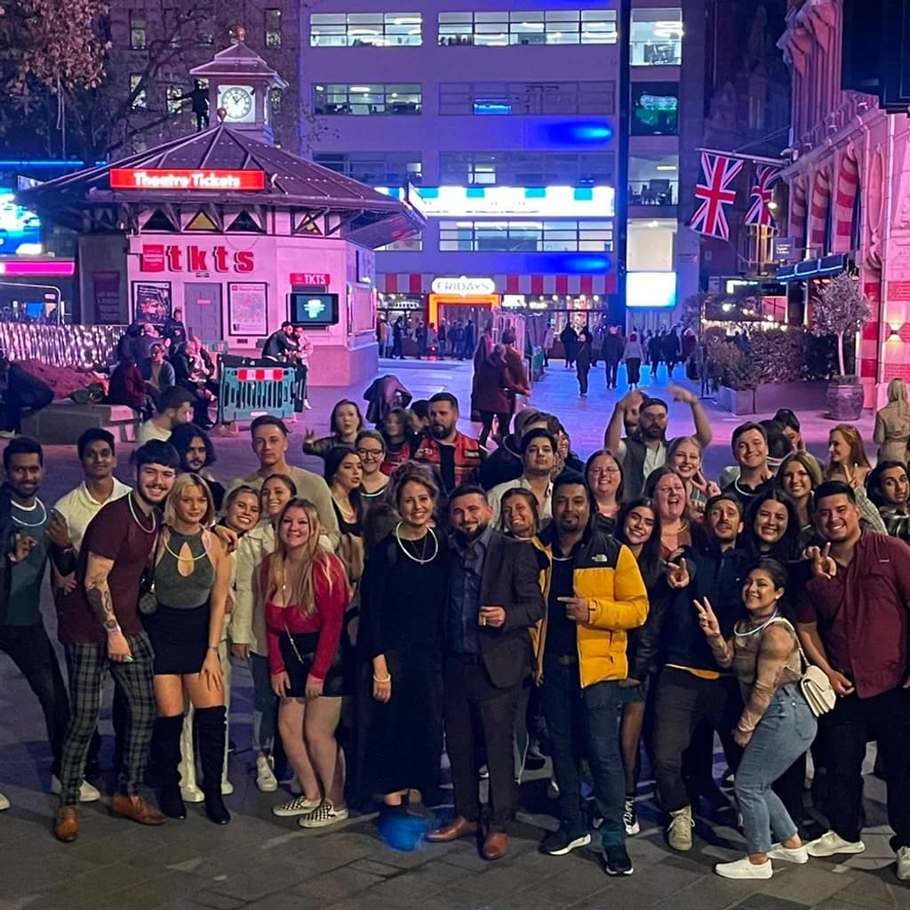 Manchester Pub Crawl at Salt Dog Slims 