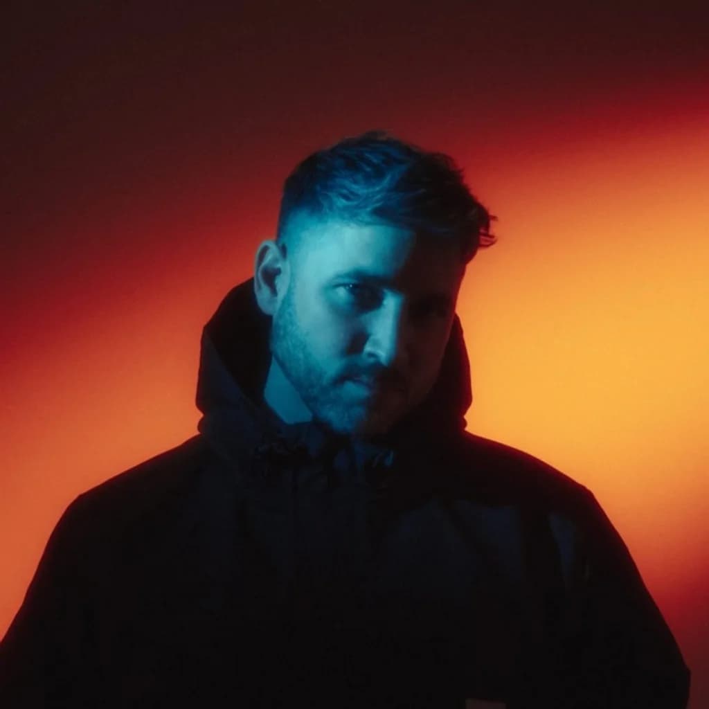 Enzo Siragusa at Quarters