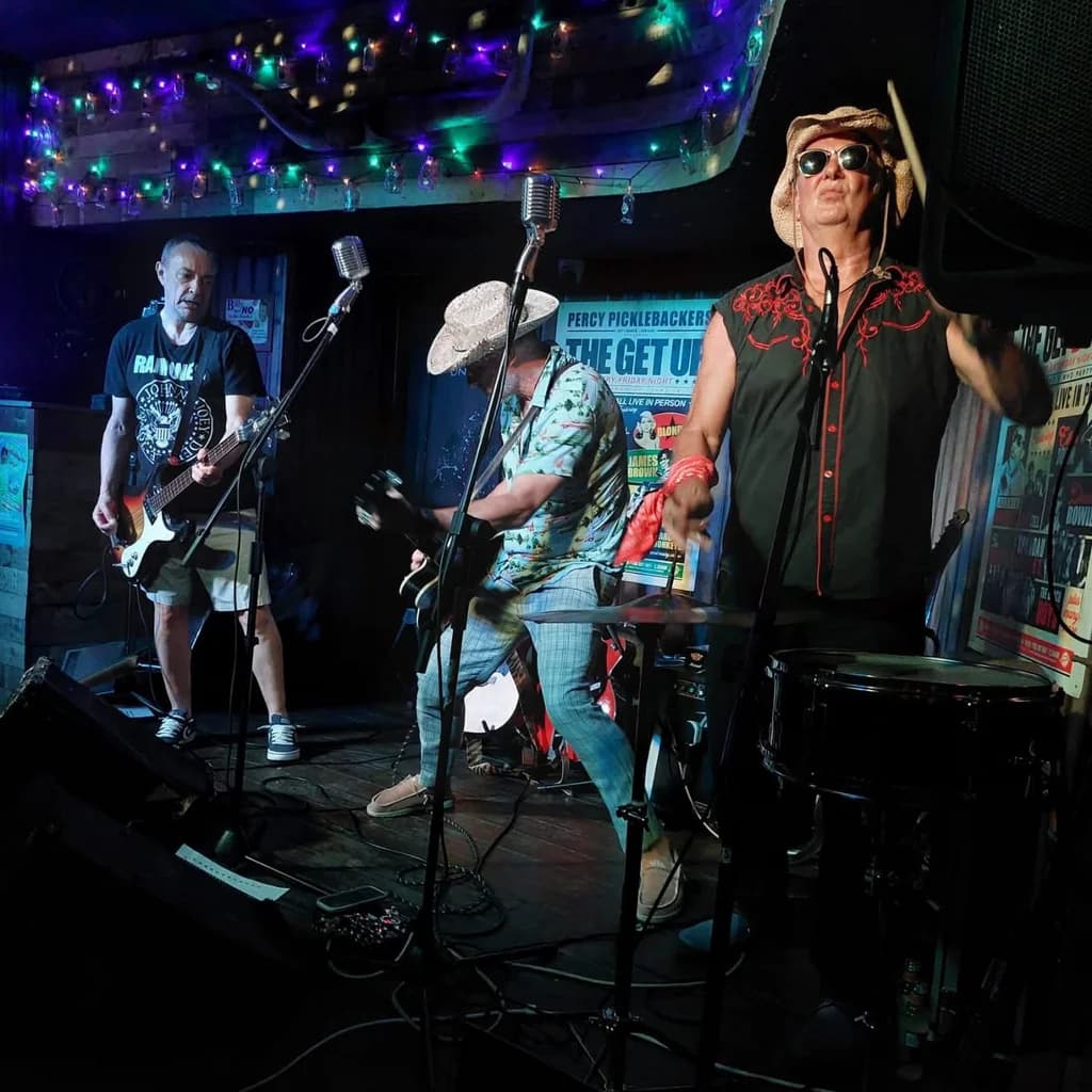 The Outriders - Live @ Billy's at Billy Bootleggers Nottingham