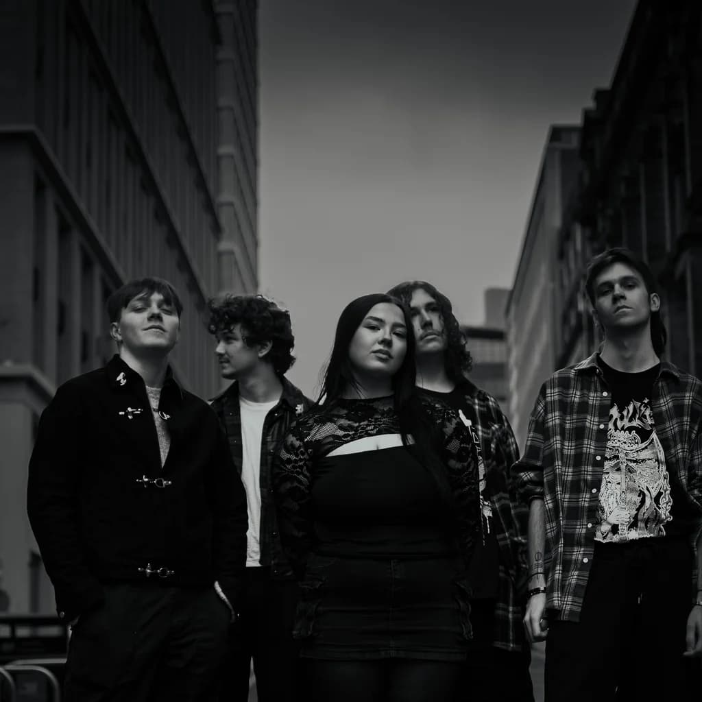 Crescent at Poetry Club