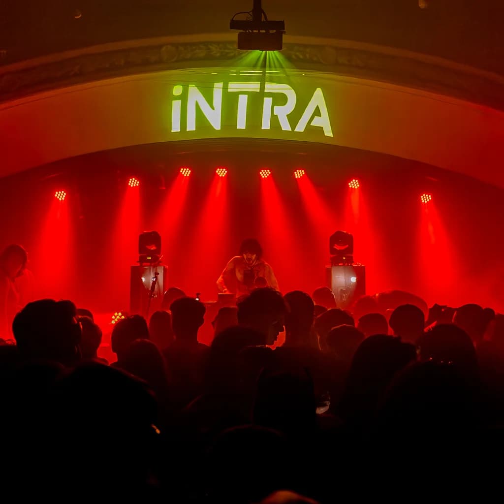 iNTRA: ???