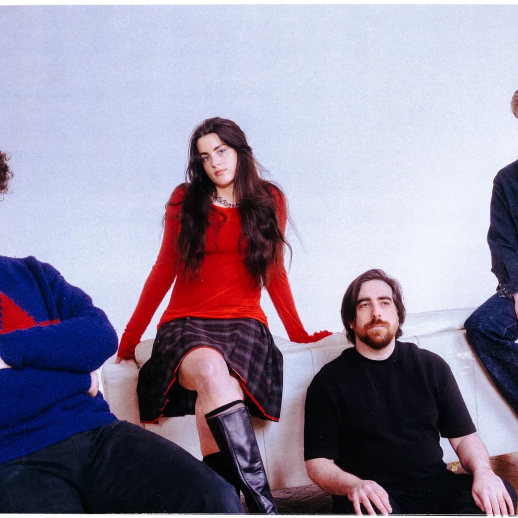 Modern Woman + Ninush at Hare And Hounds Kings Heath