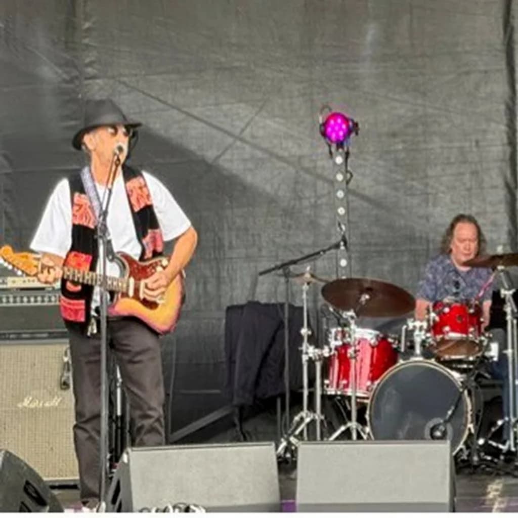 One More Mile - Live @ Billy's at Billy Bootleggers Nottingham