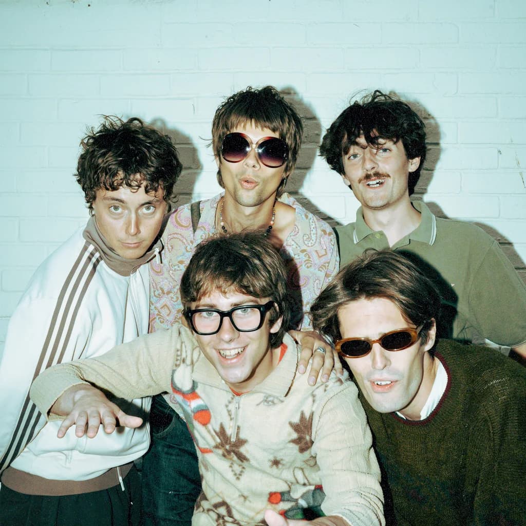 Canned Pineapple at The Victoria