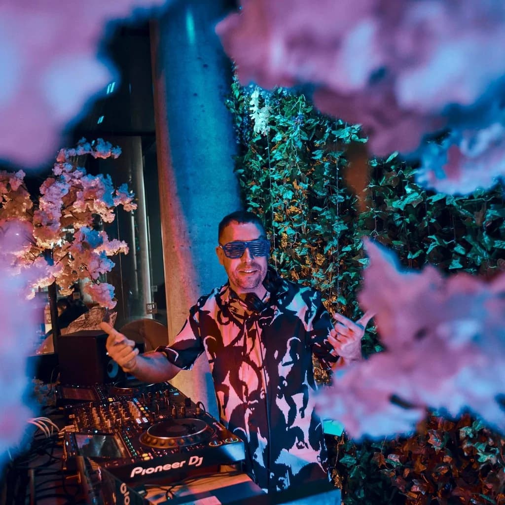 April Boogie Brunch at Red Radisson  Glasgow