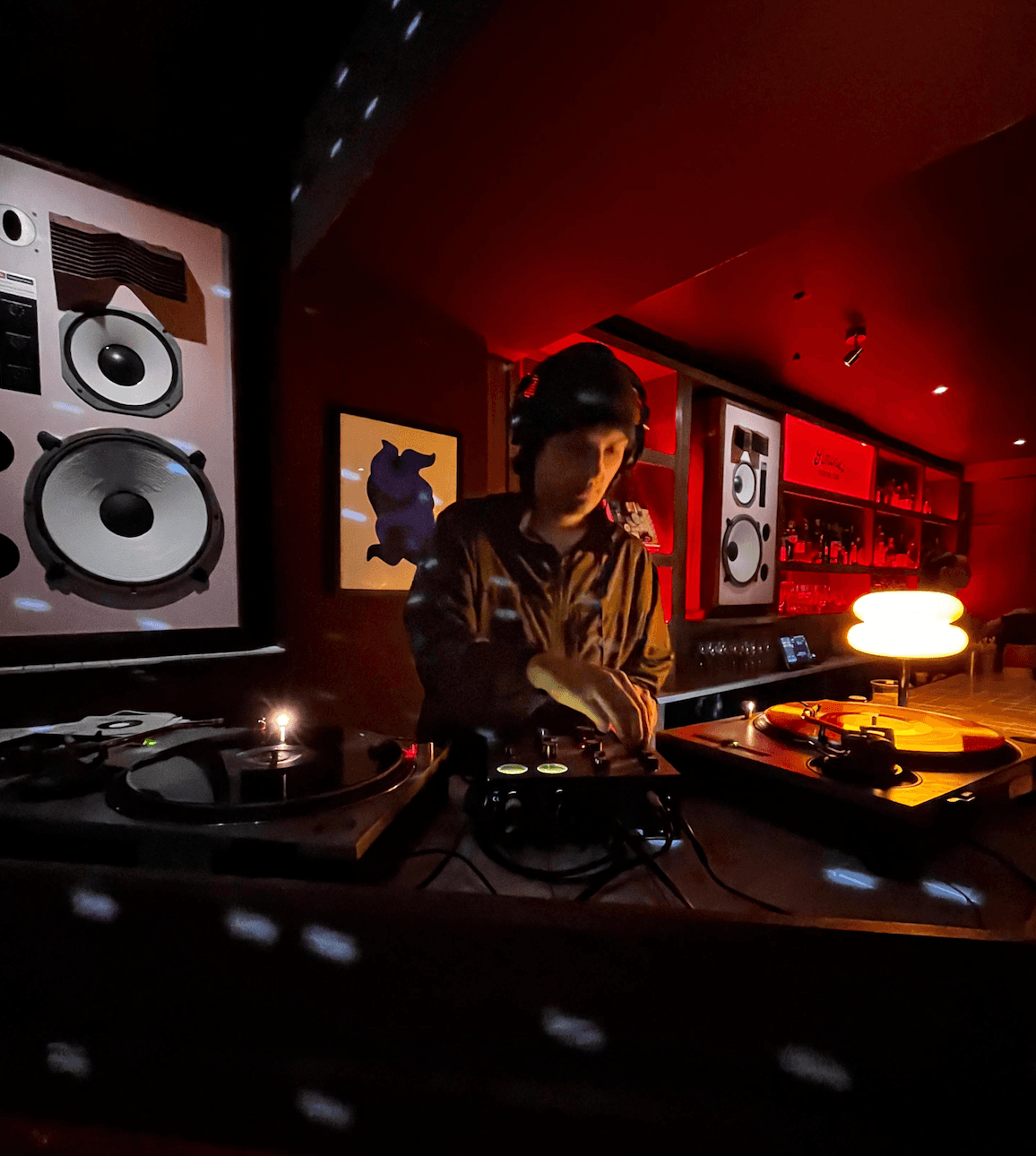 Simone's: Beat Detective at Simone's