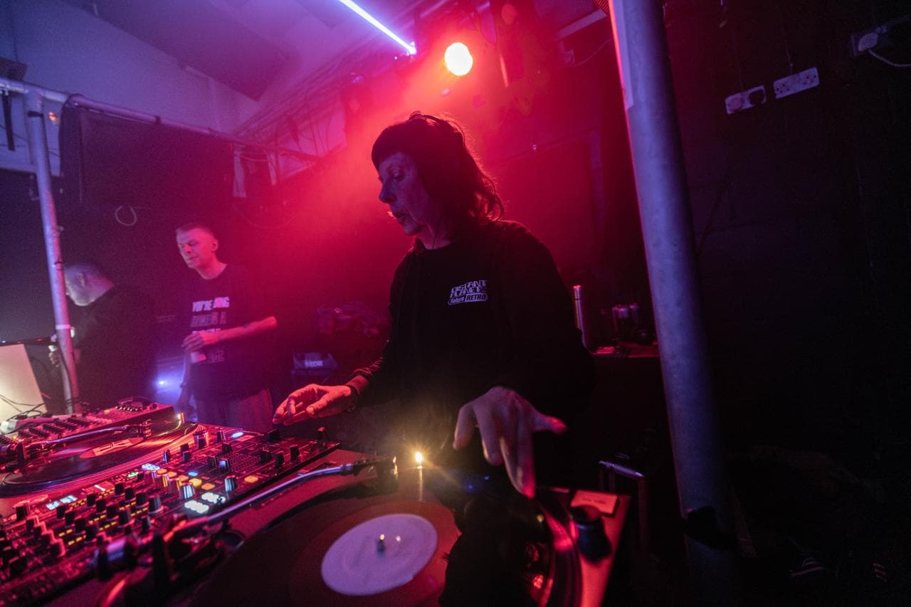 Distant Planet at Venue MOT