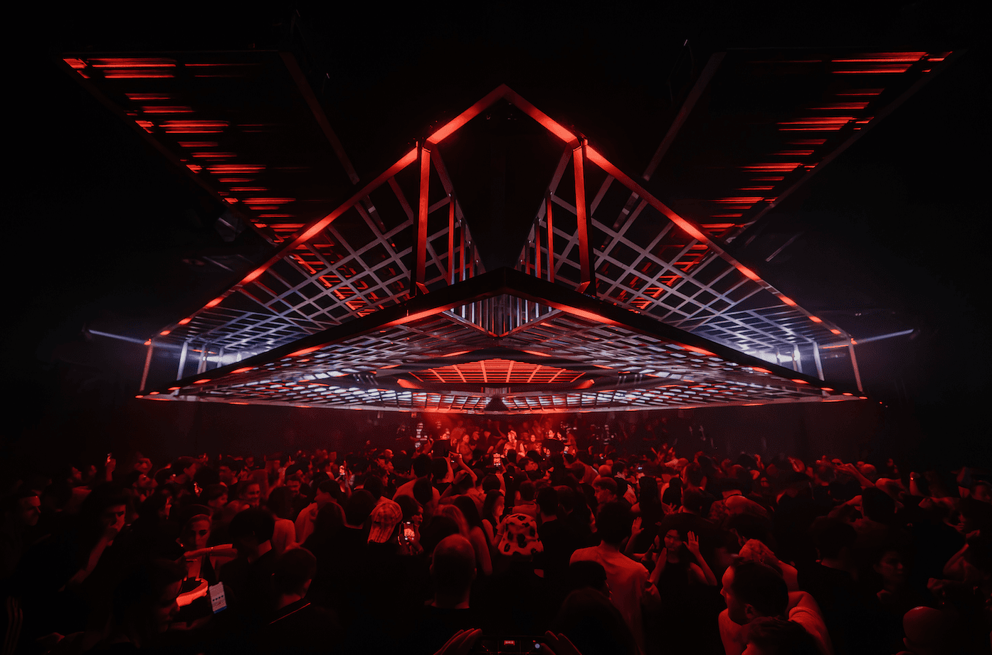 KAAZE (WORLD EXCLUSIVE SET), SARAH DE WARREN + MORE