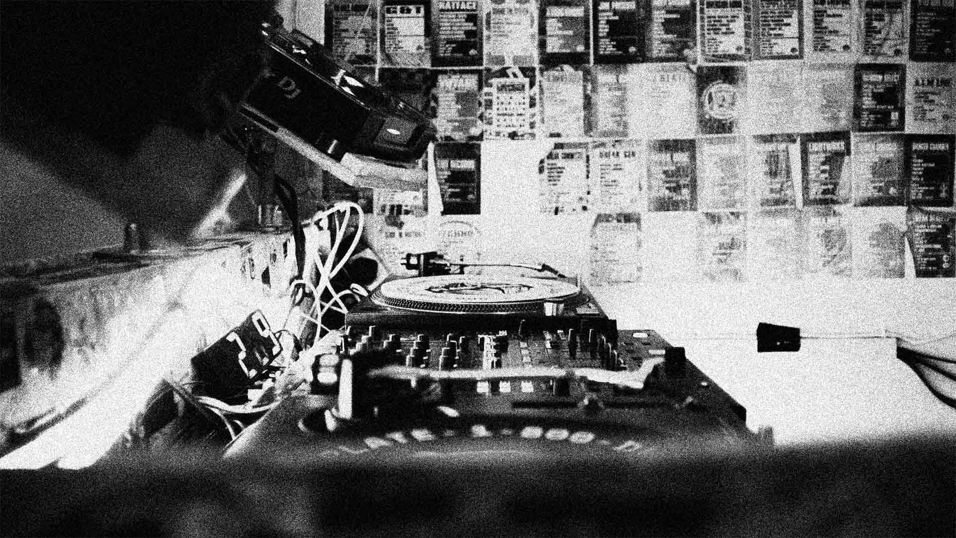 SUNDAY SERVICE at Planet Wax