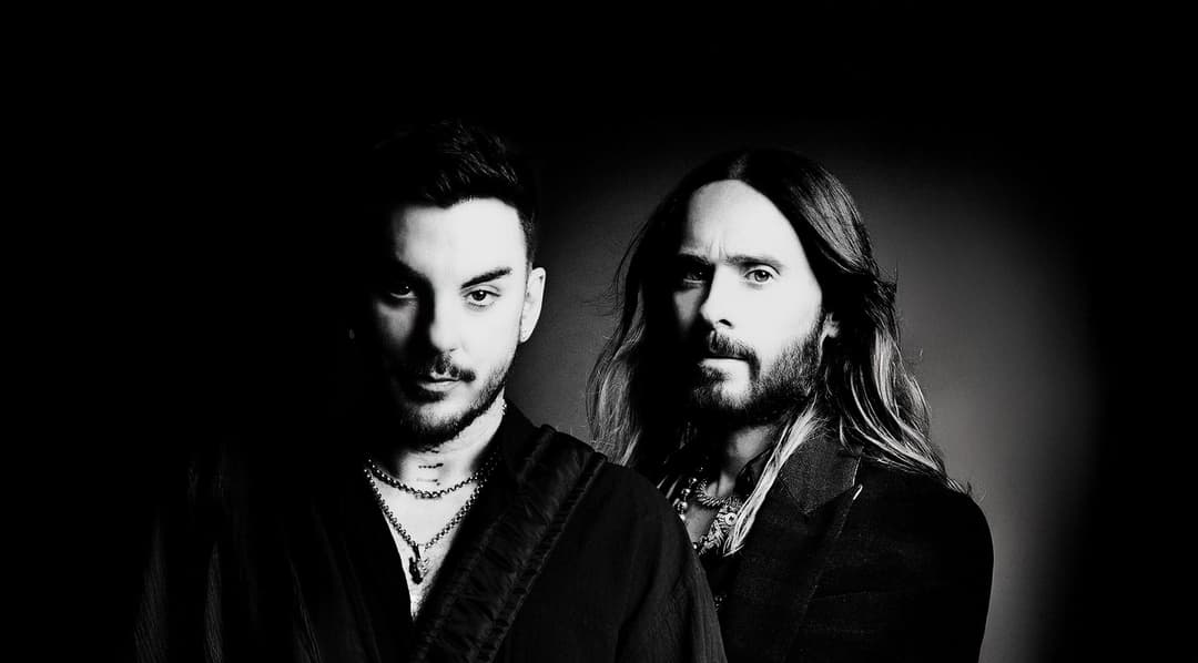 Thirty Seconds to Mars Presents A Beautiful Lie vs This Is War