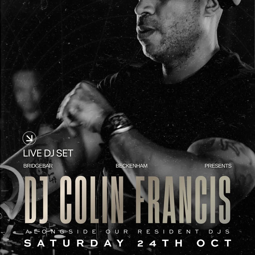 DJ Colin Francis at Bridgebar