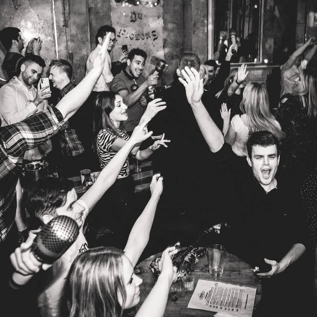 Sounds Familiar Music Quiz - West End Saturday Nights at The Phoenix