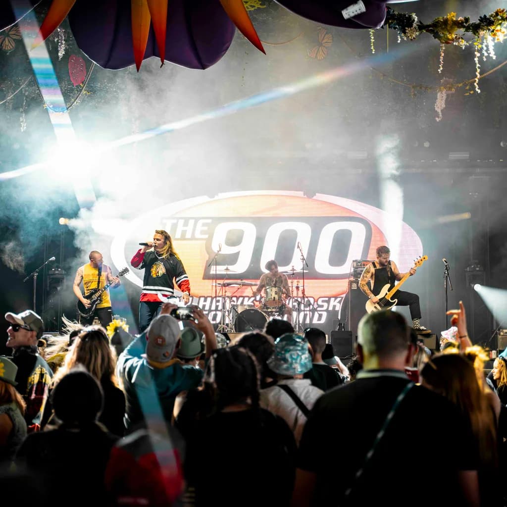 The 900