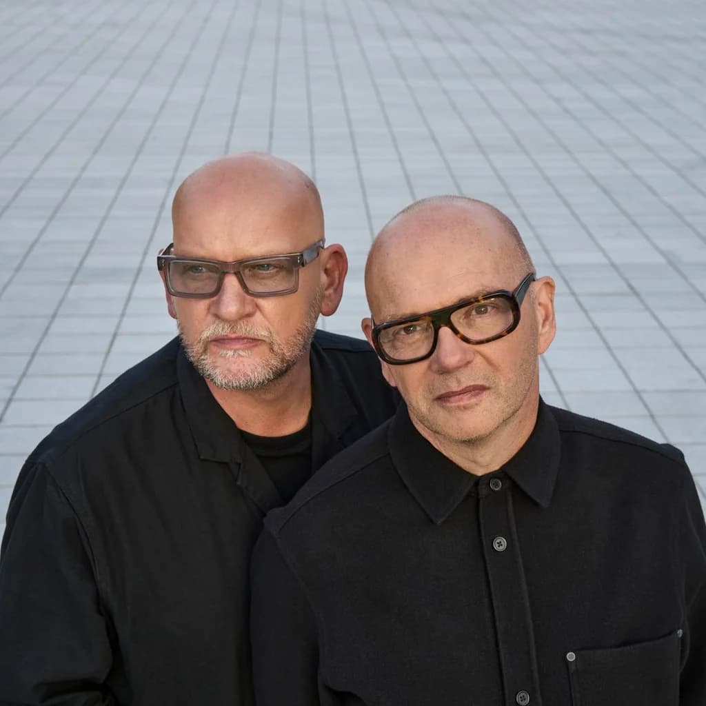 Hue & Cry