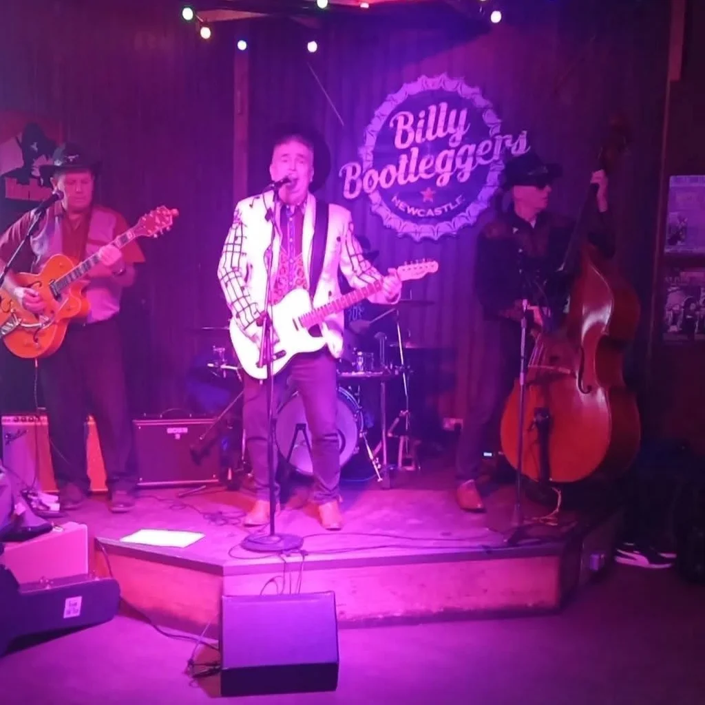 Hank and The Hotdogs - Live @ Billy's