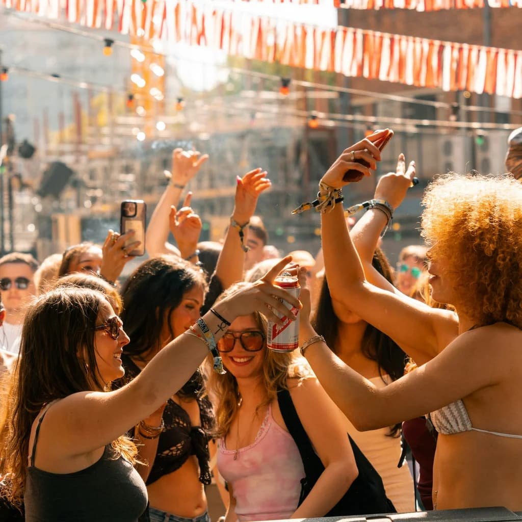 Ibiza Classics: 30+ Daytime Clubbing
