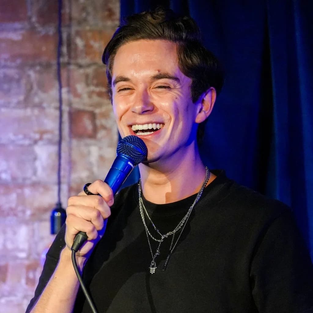 Saturday Comedy Show - Comedy Freaks