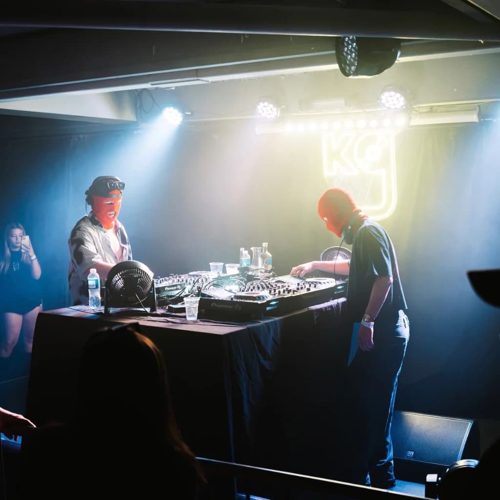 Kitchen Gaff Presents: Buffet Night (Swanny, Harge + More)